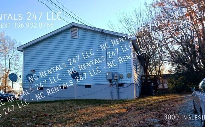 3000 INGLESIDE AVE