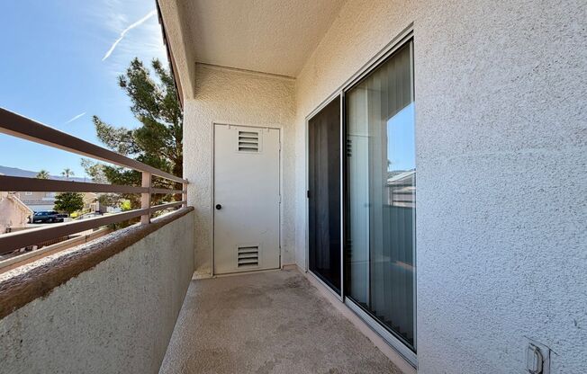 2 beds, 2 baths, $1,300, Unit # 2024