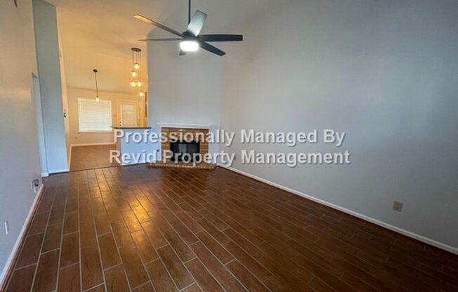 3 beds, 2 baths, $1,525