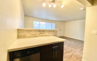 1 bed, 1 bath, 650 sqft, $1,595, Unit 4532-05