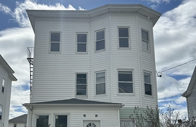 40 LARCH ST