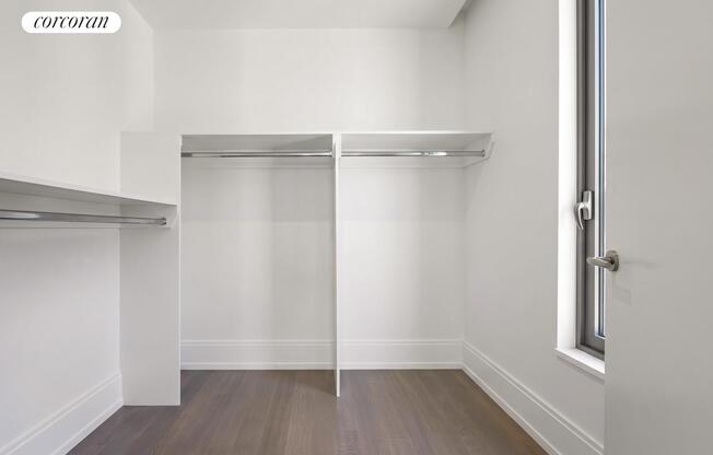 301 E 50 ST
