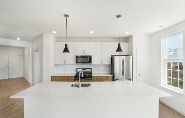 2 beds, 2 baths, 1,373 sqft, $3,375, Unit 322