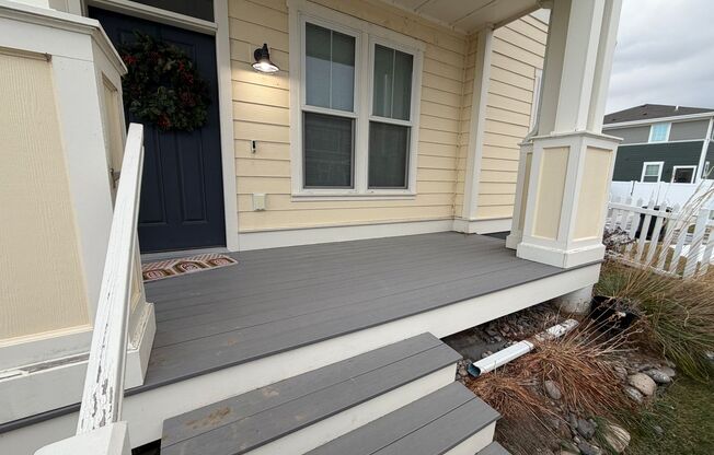 Modern 2-Bedroom Home in Quiet New Neighborhood – Fully Furnished, Pet-Friendly, Garage & More!