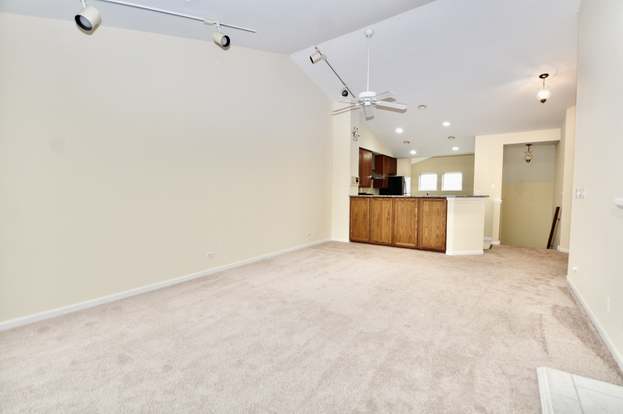 3073 Kentshire Circle