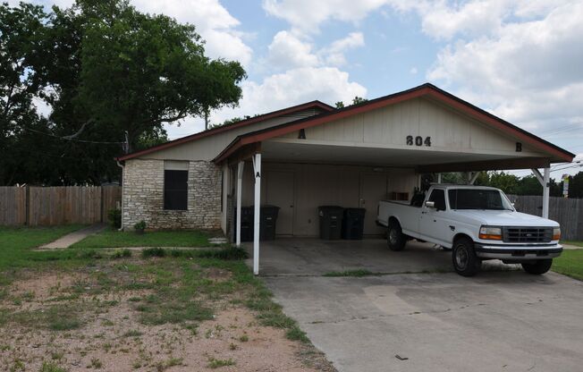 3 Bedroom 2 Bath Duplex in Heart of Leander
