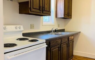 2 beds, 1 bath, 800 sqft, $700, Unit 3