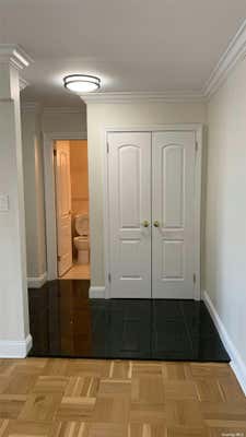 1 bed, 1 bath, $2,400