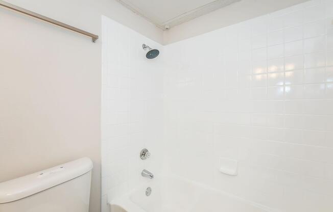 1 bed, 1 bath, 524 sqft, $795
