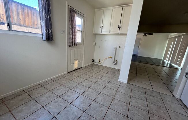 3 beds, 2 baths, $2,500