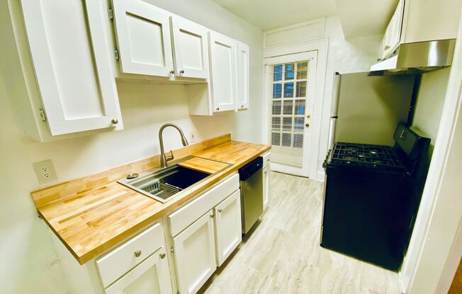 1 bed, 1 bath, 767 sqft, $1,795, Unit 950-04