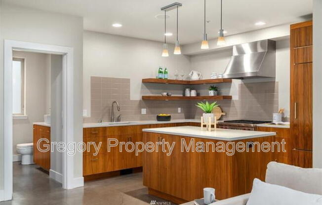 732 Boylston Ave E #A