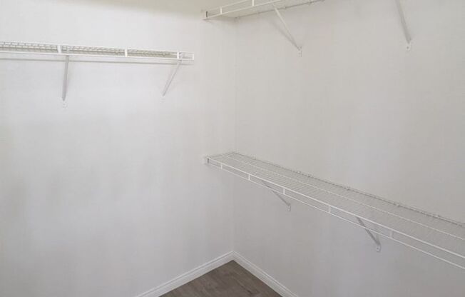 2 beds, 2 baths, $1,650, Unit # 1005