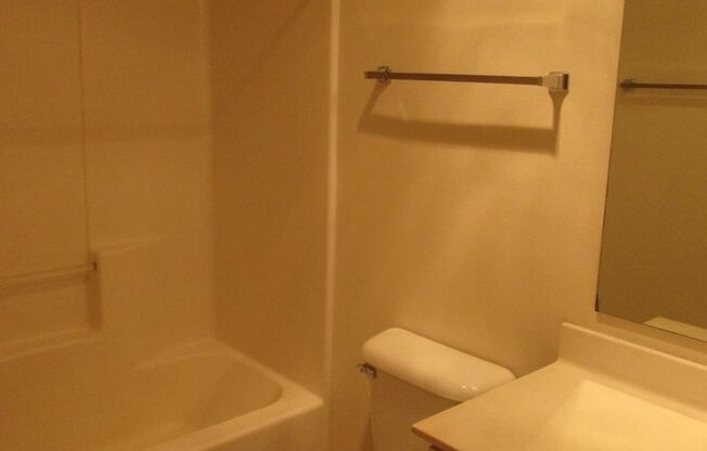 3 beds, 2 baths, $3,600, Unit CV 118-J