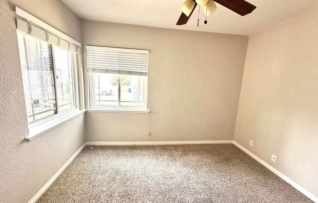 Beautiful 3 bedroom 1 bathroom single story family home in La Mirada