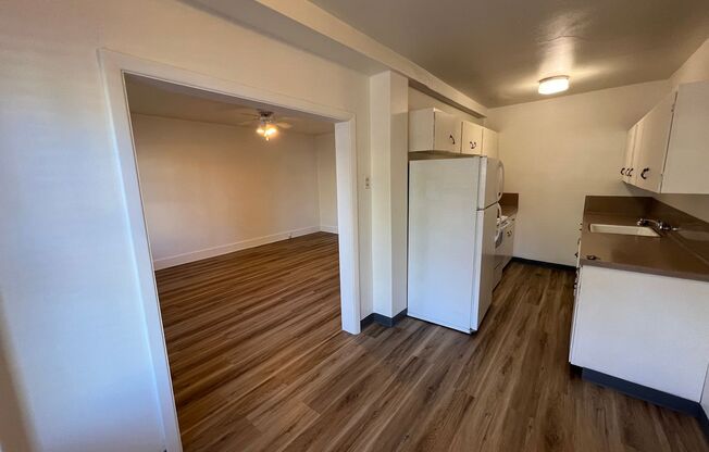 Studio, 1 bath, 305 sqft, $995, Unit 102