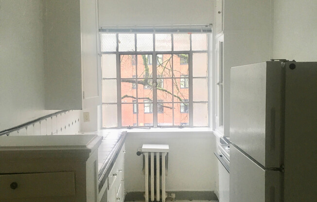 1 bed, 1 bath, 670 sqft, $1,549, Unit 203