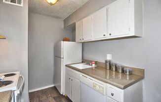 1 bed, 1 bath, 700 sqft, $769, Unit 1104