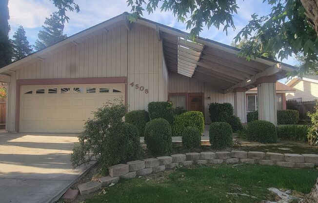 4508 FOXBORO AVE