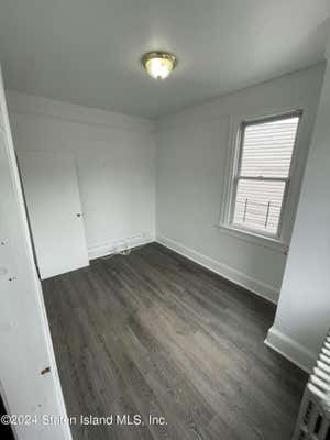 3 beds, 1 bath, 1,672 sqft, $2,800, Unit 2