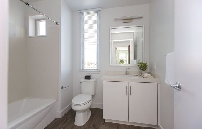 1 bed, 1 bath, 644 sqft, $2,287, Unit 102