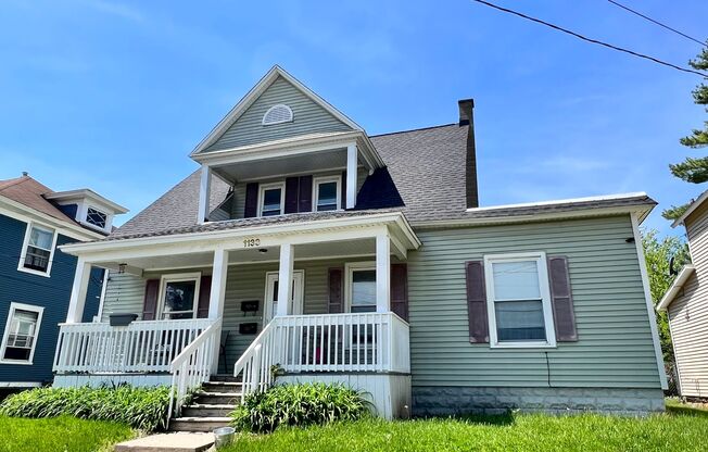 1133 Muskegon NW