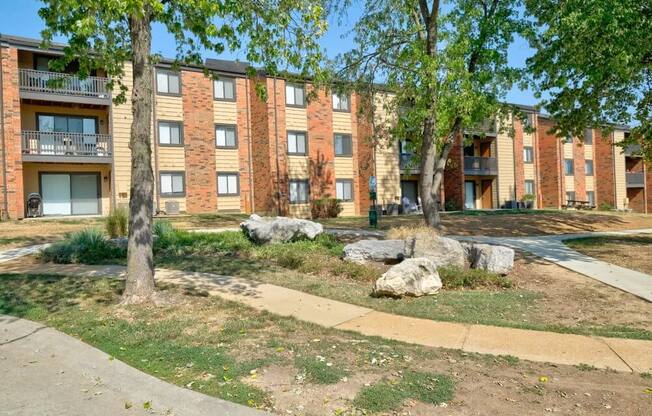 Canyon Creek Apartments in St Louis