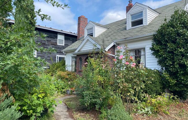 Spacious living in this renovated vintage charmer in the Sellwood neighborhood!