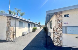 Newly Remodeled 1bd/1bth Unit Available with Private Patio and Assigned Parking!