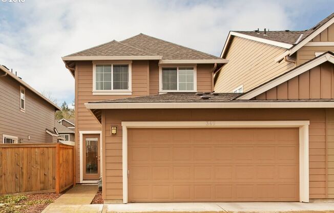 3 beds, 2.5 baths, $2,495