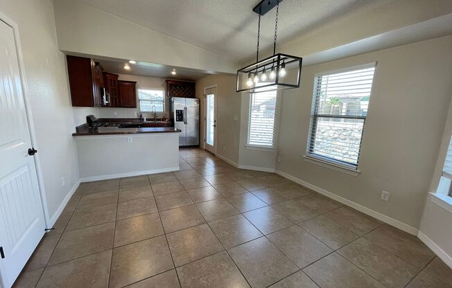 Charming East Side Gem – Prime Location Near Loop 375!