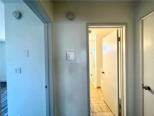 1 bed, 1 bath, 700 sqft, $2,300