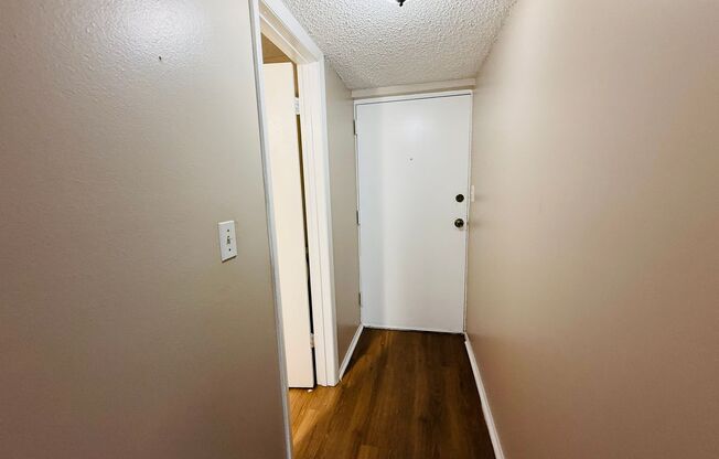 Charming 3 bedroom 1.5 bath condo for rent
