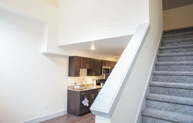 Studio, 1 bath, 479 sqft, $1,299, Unit 104