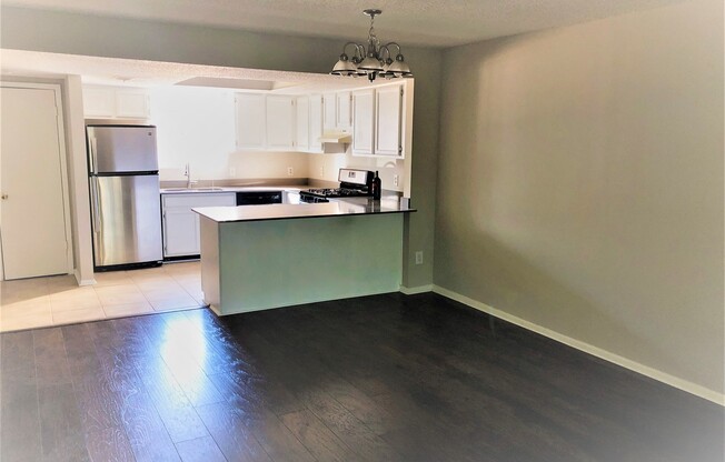 1 bed, 1.5 baths, 881 sqft, $1,495, Unit Rumson Court