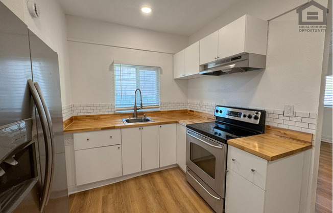 325 N 15th St