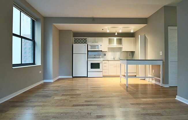 177 W RANDOLPH