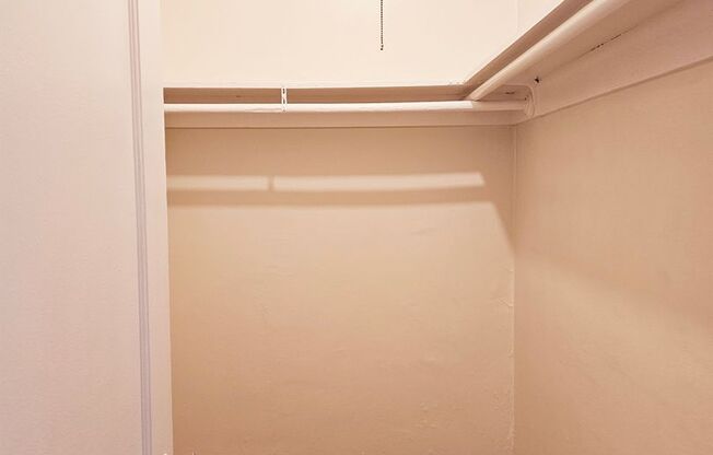 Studio, 1 bath, 450 sqft, $2,400, Unit 504