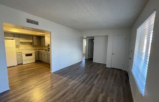 2 beds, 1 bath, 775 sqft, $1,300, Unit 1019B