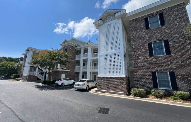 Magnolia Pointe - 3 Bedroom / 2 Bathroom Furnished Condo