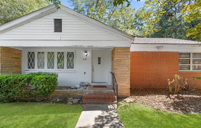 218 South Edgewood