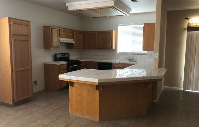 Coming Soon Charming 3-Bedroom Home in Tevis Ranch – Southwest Bakersfield