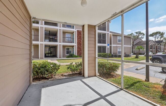 1 bed, 1 bath, 698 sqft, $1,285