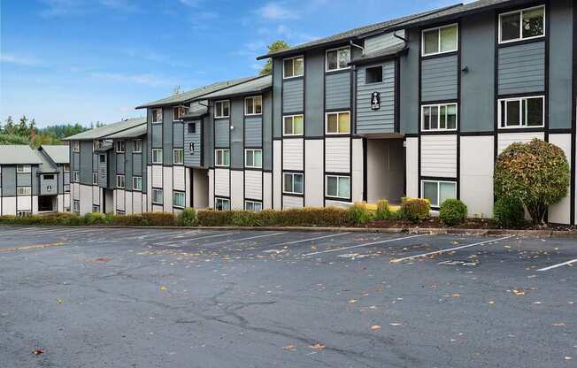 Rolling Hills building 4 exterior entries