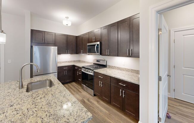 2 beds, 2 baths, 1,042 sqft, $2,895, Unit 5110