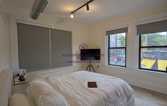 494 MASSACHUSETTS AVE