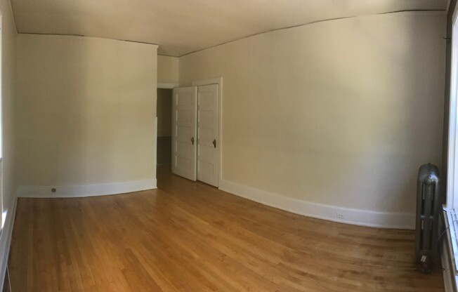 4 beds, 2 baths, $2,345, Unit 3