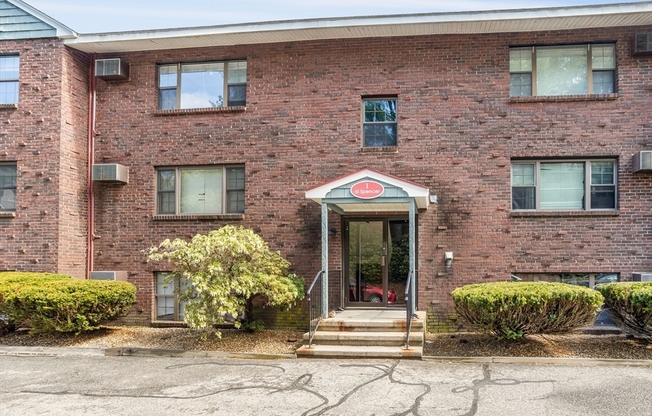 61 SPENCER RD