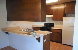 2 beds, 1 bath, 857 sqft, $1,200, Unit Unit #8