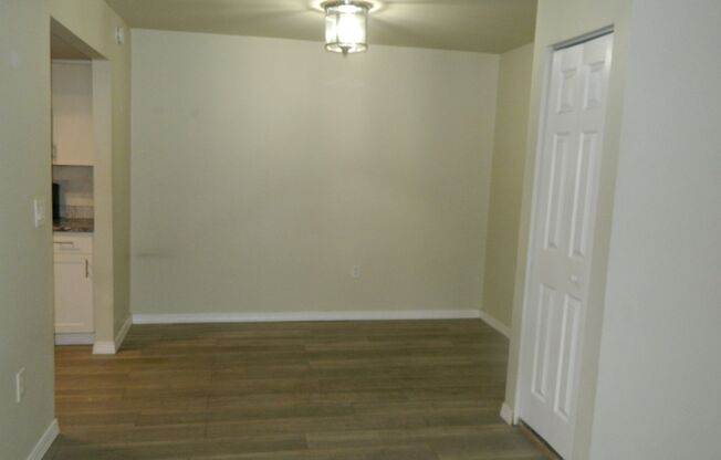 Altamonte Springs 2-1 Condo